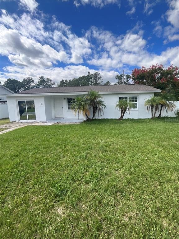 811 W BIRCHWOOD CIRCLE - 3bd/2ba - $290,000 - KISSIMMEE, FL