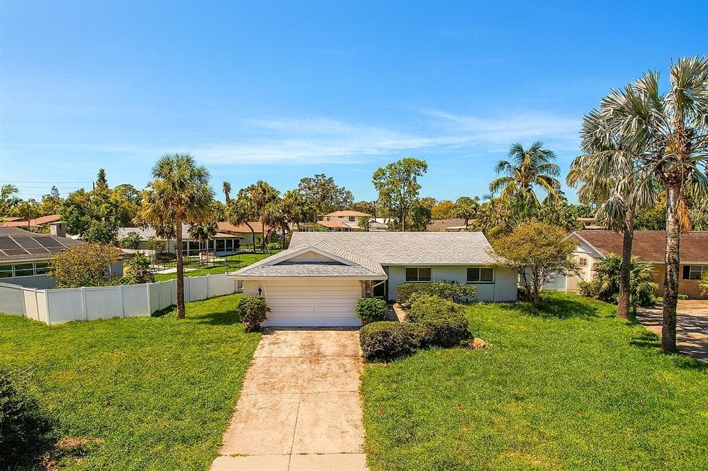 5116 VENETIAN BOULEVARD NE - 3bd/2ba - $625,300 - ST PETERSBURG, FL