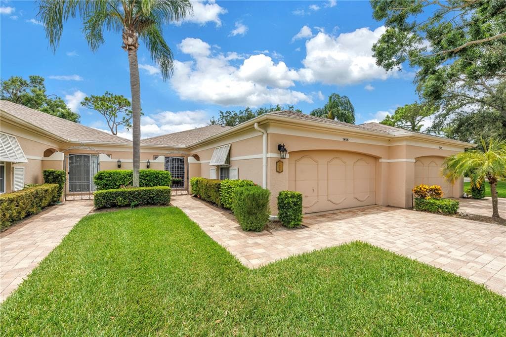5406 CHANTECLAIRE UNIT 91 - 2bd/2ba - $399,000 - SARASOTA, FL