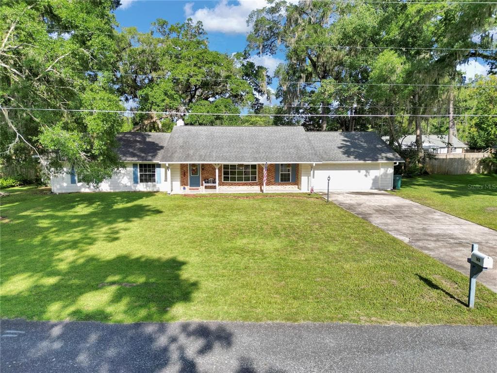148 SE 39TH TERRACE - 3bd/2ba - $359,900 - OCALA, FL