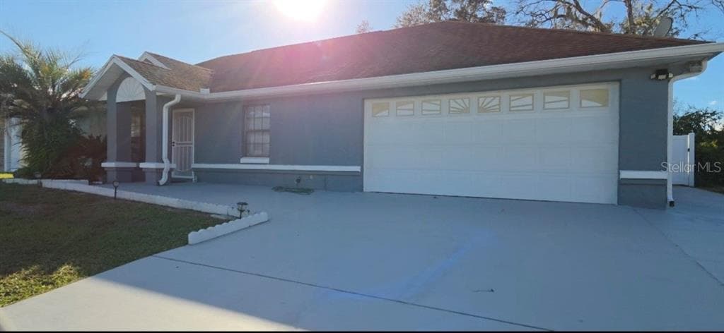 13417 SW 42ND CIRCLE - 3bd/2ba - $297,500 - OCALA, FL