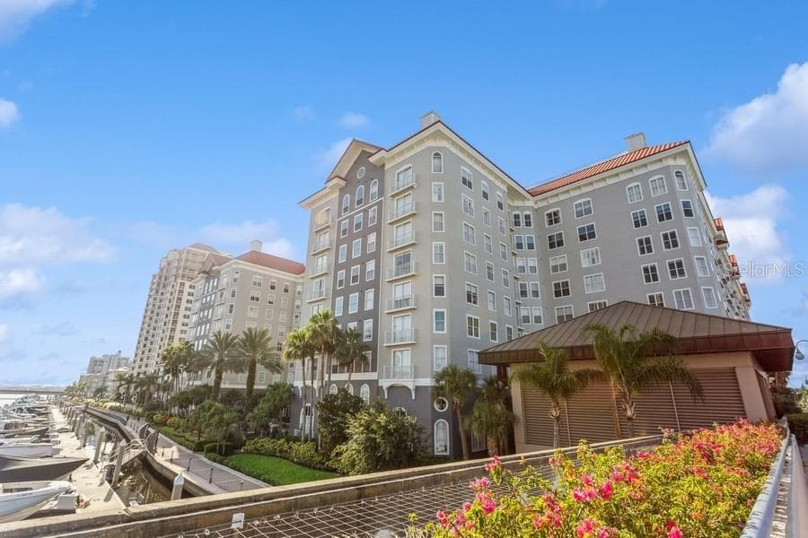 700 S HARBOUR ISLAND BOULEVARD UNIT 722 - 2bd/2ba - $505,000 - TAMPA, FL