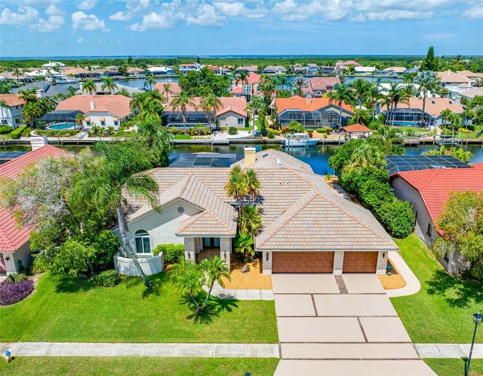 4826 LONGWATER WAY - 4bd/3ba - $1,395,000 - TAMPA, FL