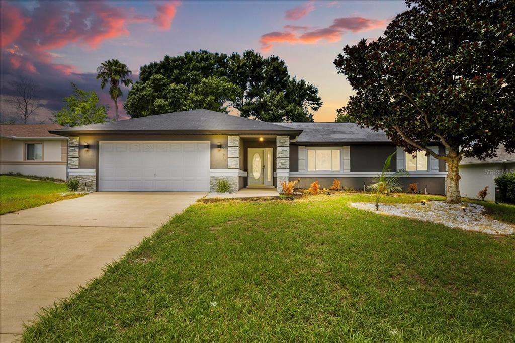 6027 SW 98TH STREET ROAD - 3bd/2ba - $245,000 - OCALA, FL