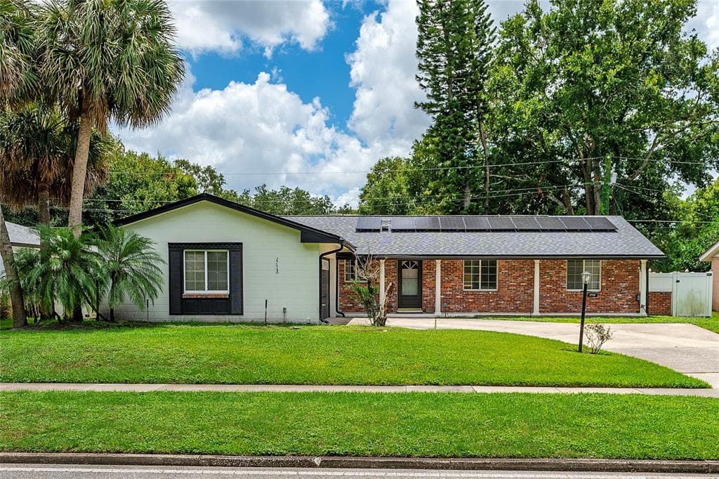 2758 BANCHORY ROAD - 3bd/2ba - $649,000 - WINTER PARK, FL