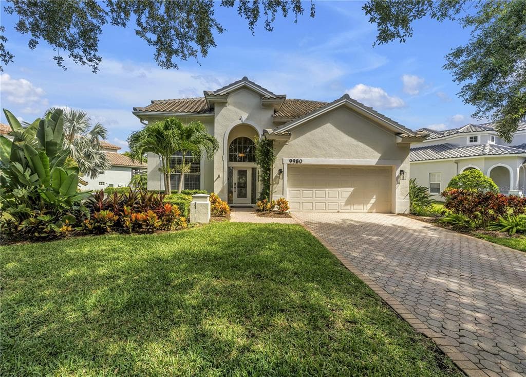 9980 SAGO POINT DRIVE - 4bd/3ba - $825,000 - SEMINOLE, FL