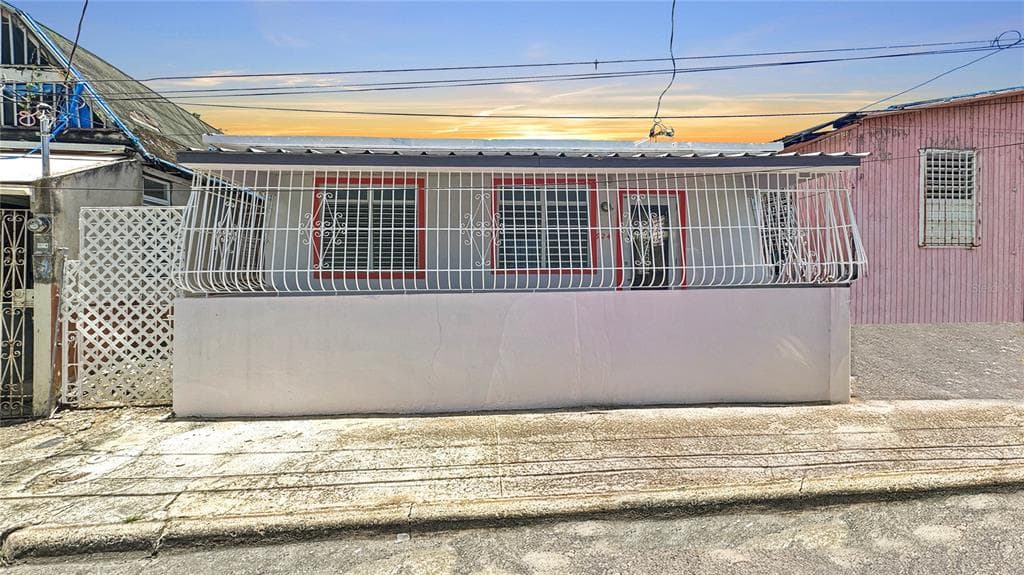 . 624 CALLE BUENOS AIRES, BO OBRERO - 3bd/1ba - $155,000 - SAN JUAN, PR