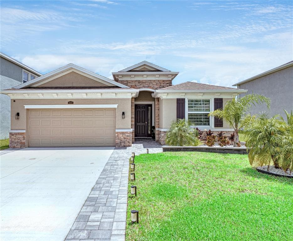 8469 HARDY BAY LOOP - 4bd/3ba - $549,500 - WESLEY CHAPEL, FL