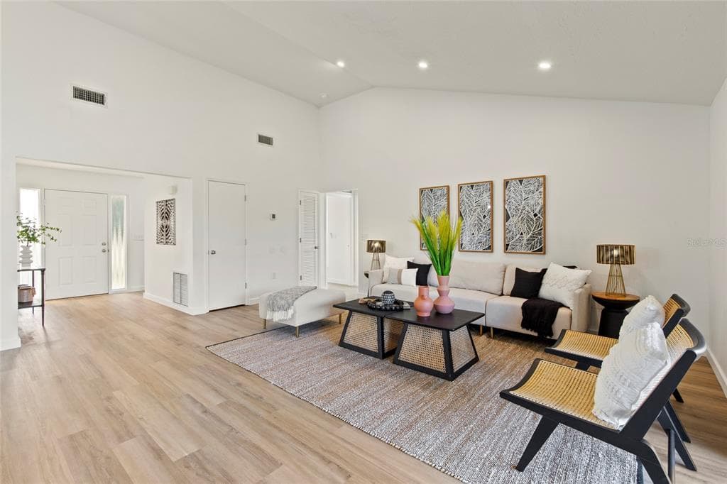 4004 HIDDEN RIVER LANE - Interior/Exterior Photo 5 - SARASOTA, FL