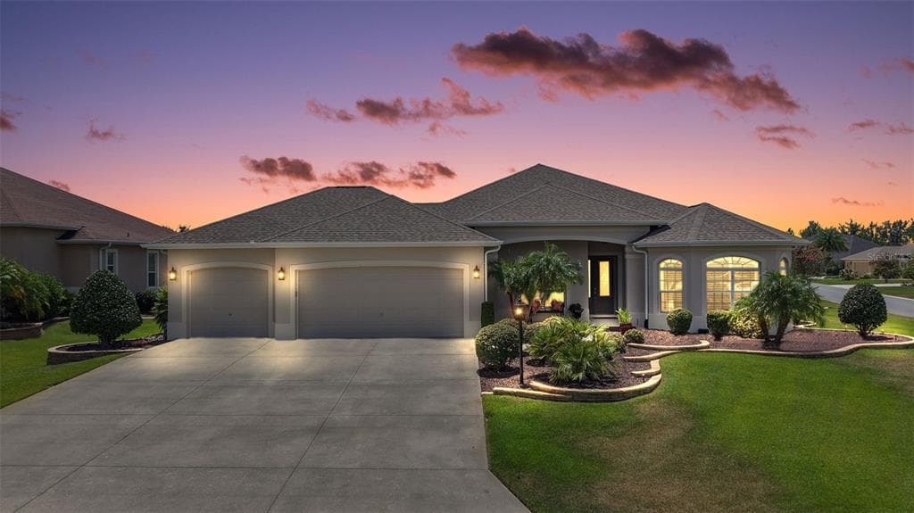 750 PASTURE STREET - 3bd/2ba - $800,000 - THE VILLAGES, FL