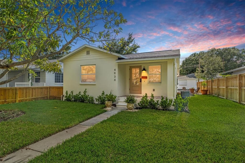 4934 DR MARTIN LUTHER KING JR STREET N - 3bd/2ba - $440,000 - ST PETERSBURG, FL