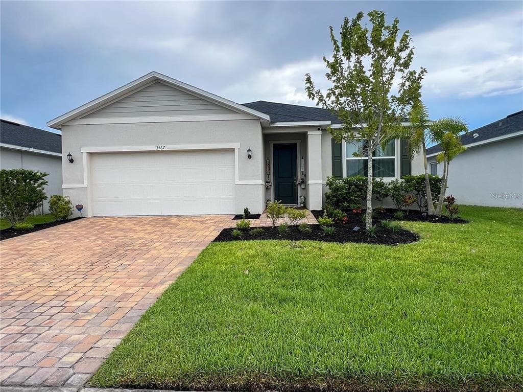 3567 74TH AVENUE CIRCLE E - 4bd/3ba - $525,000 - SARASOTA, FL