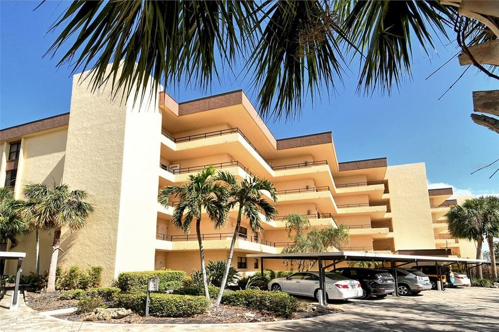 8779 MIDNIGHT PASS ROAD UNIT 401H - 2bd/2ba - $595,000 - SARASOTA, FL