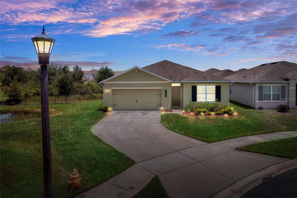 1829 PRISTINE LOOP - 4bd/2ba - $335,000 - LAKELAND, FL