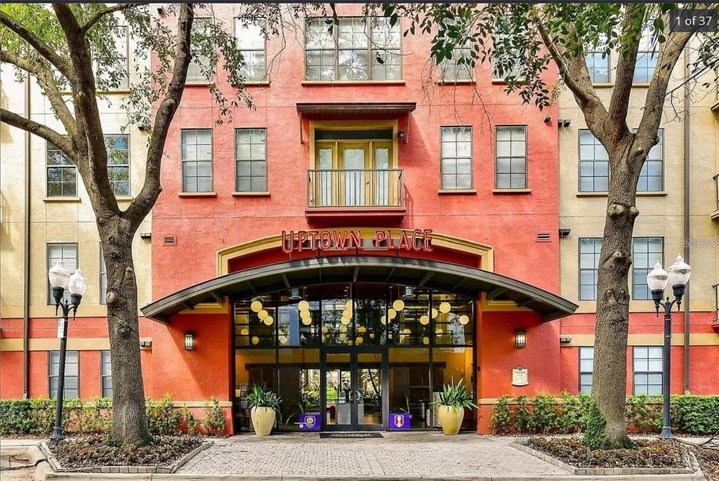 911 N ORANGE AVENUE UNIT 246 - 1bd/1ba - $174,900 - ORLANDO, FL