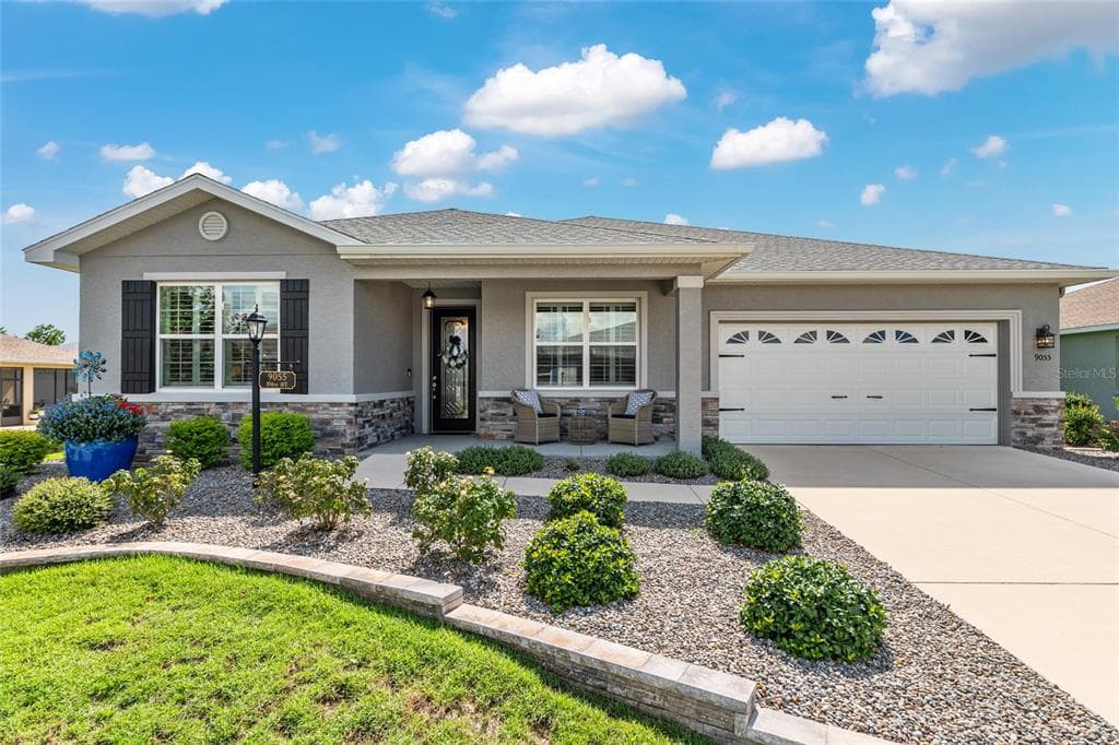 9055 SW 106TH AVENUE - 2bd/2ba - $455,000 - OCALA, FL