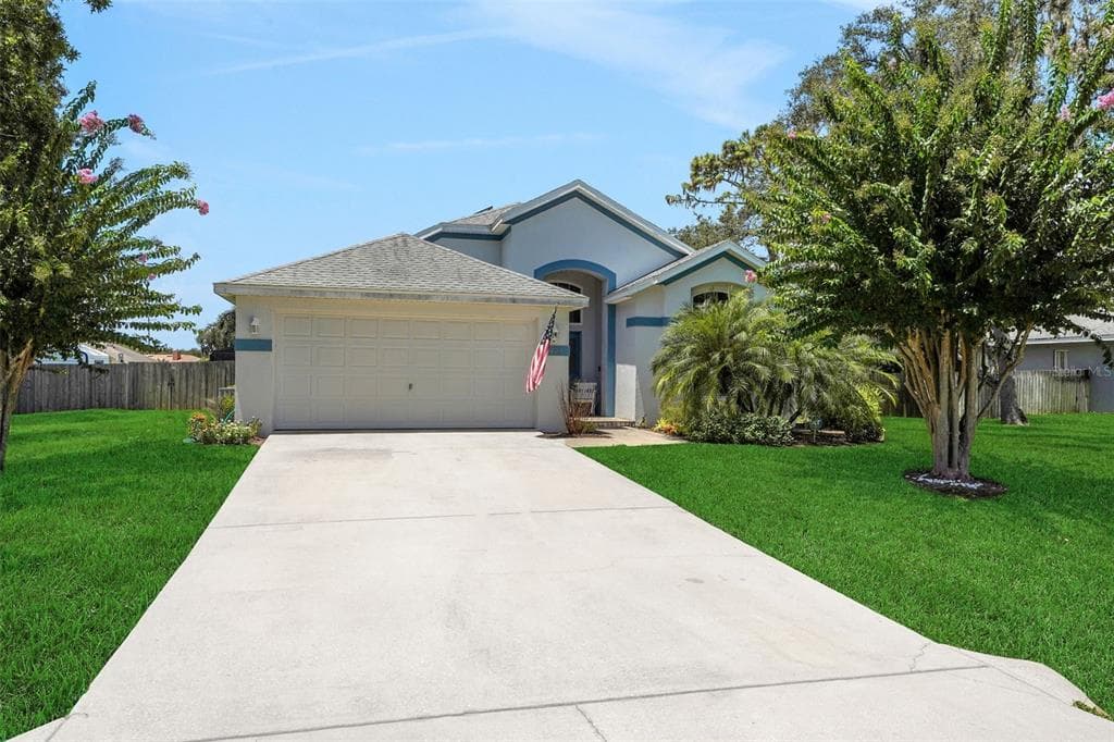 4409 BURLINGTON DRIVE - 3bd/2ba - $325,000 - WINTER HAVEN, FL