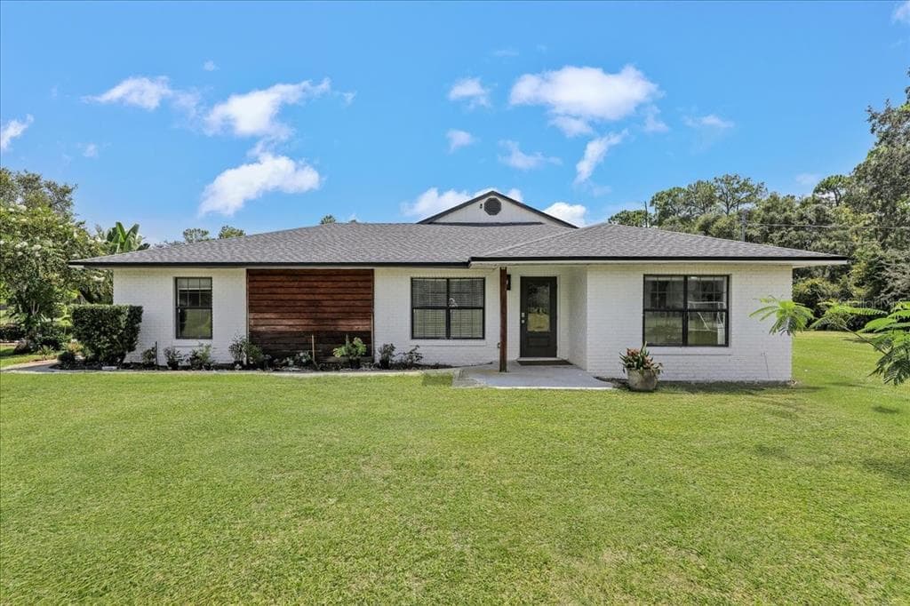 1 CUNNINGHAM LANE - 5bd/5ba - $1,290,000 - DEBARY, FL