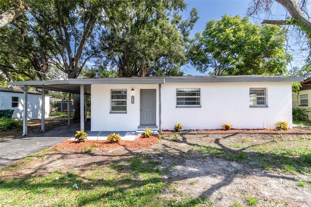 2415 E ANNIE STREET - 3bd/1ba - $289,900 - TAMPA, FL