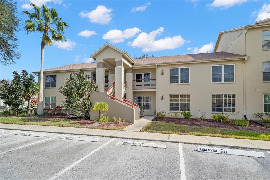 4575 WHITTON WAY UNIT 1118 - 2bd/2ba - $145,000 - NEW PORT RICHEY, FL