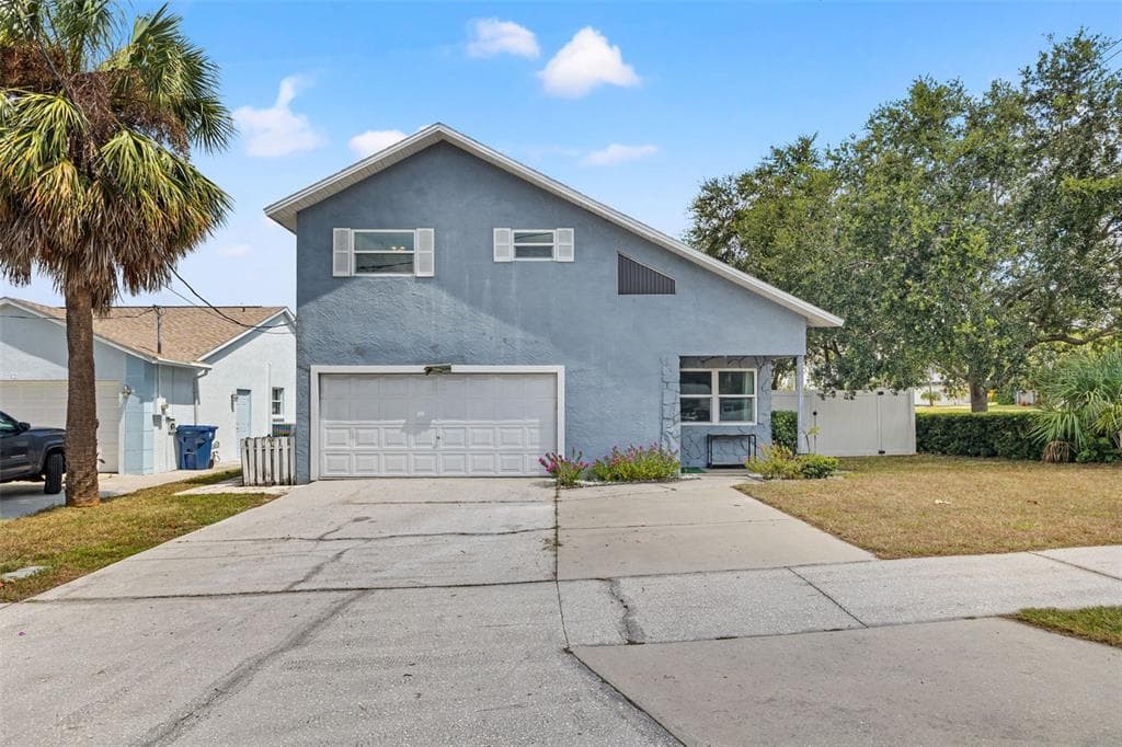 11301 GROVE ST - 3bd/3ba - $449,999 - SEMINOLE, FL