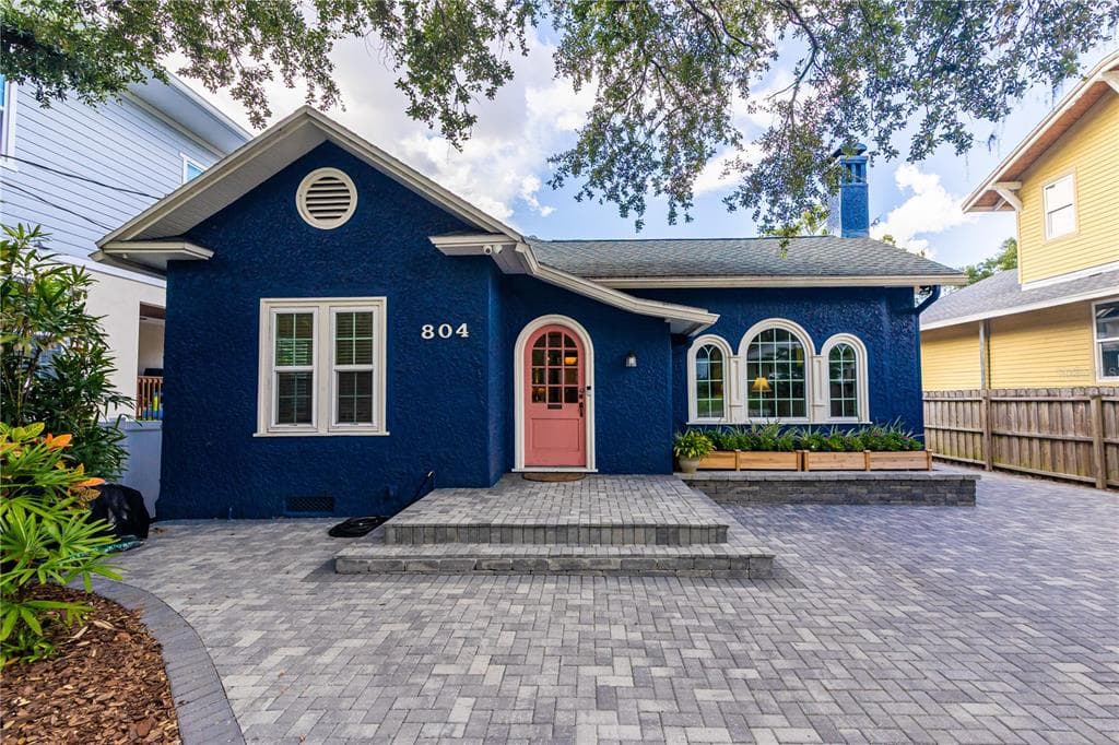 804 E HOLLYWOOD STREET - 3bd/2ba - $875,000 - TAMPA, FL