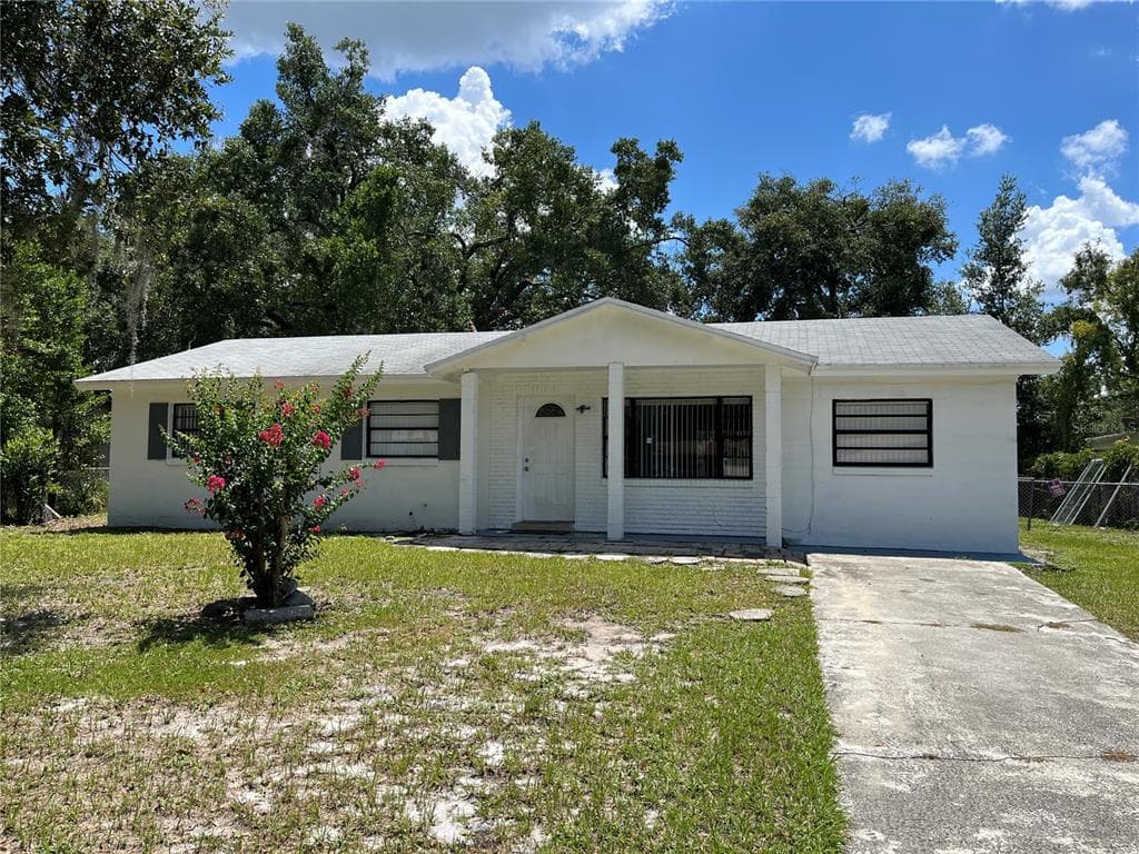 605 PLUM LANE - 2bd/2ba - $309,000 - ALTAMONTE SPRINGS, FL