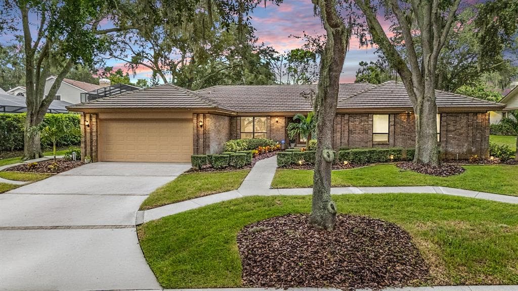 3472 SHORELINE CIRCLE - 4bd/4ba - $1,100,000 - PALM HARBOR, FL