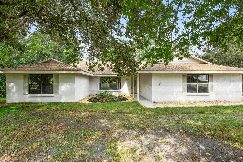26 LAURIANNE ROAD - 3bd/2ba - $475,900 - DEBARY, FL