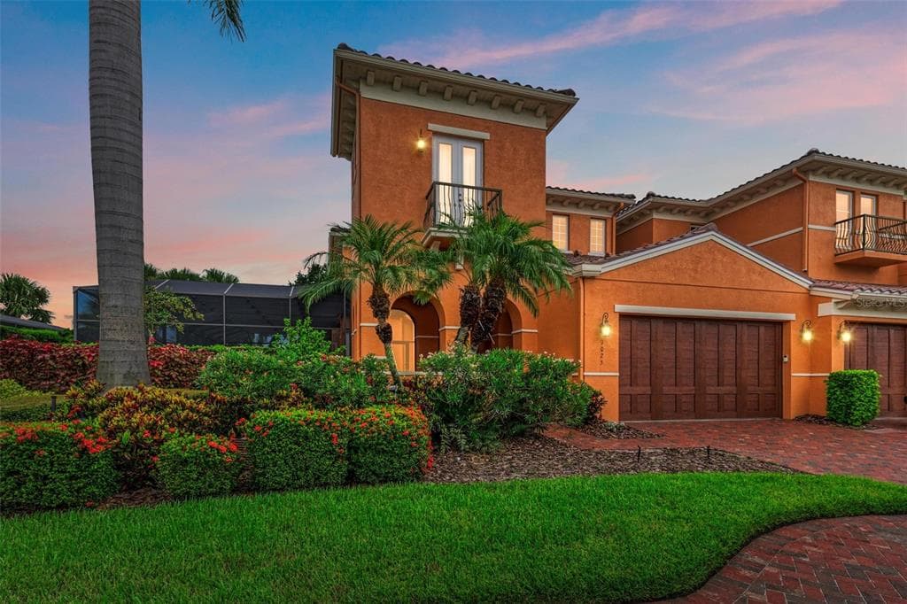 1025 FISH HOOK COVE - 4bd/5ba - $1,000,000 - BRADENTON, FL