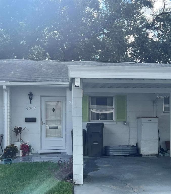 6029 ARLENE WAY UNIT 6029 - 2bd/1ba - $149,000 - BRADENTON, FL