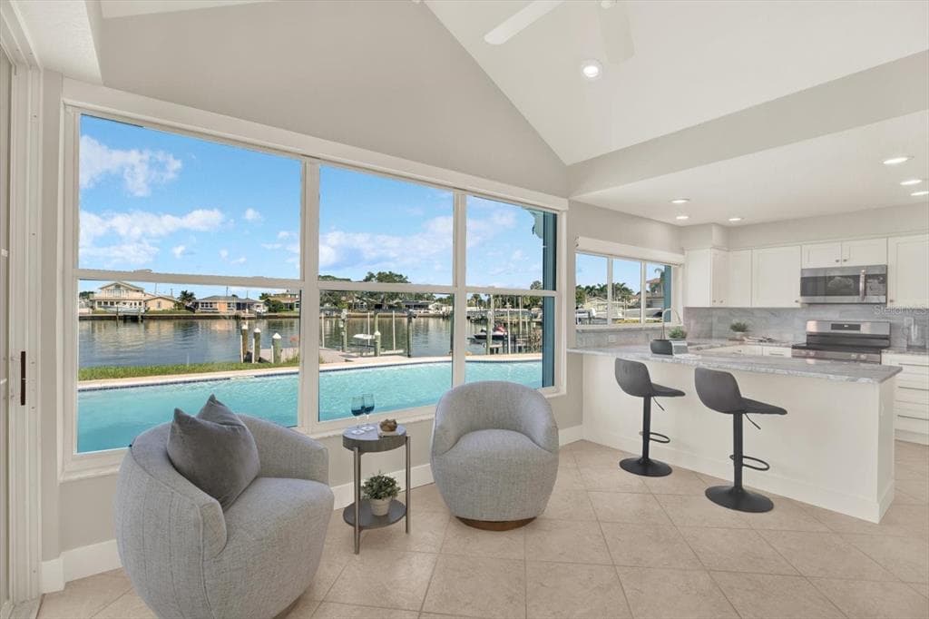 5648 BAYVIEW DRIVE - 3bd/2ba - $1,245,000 - SEMINOLE, FL