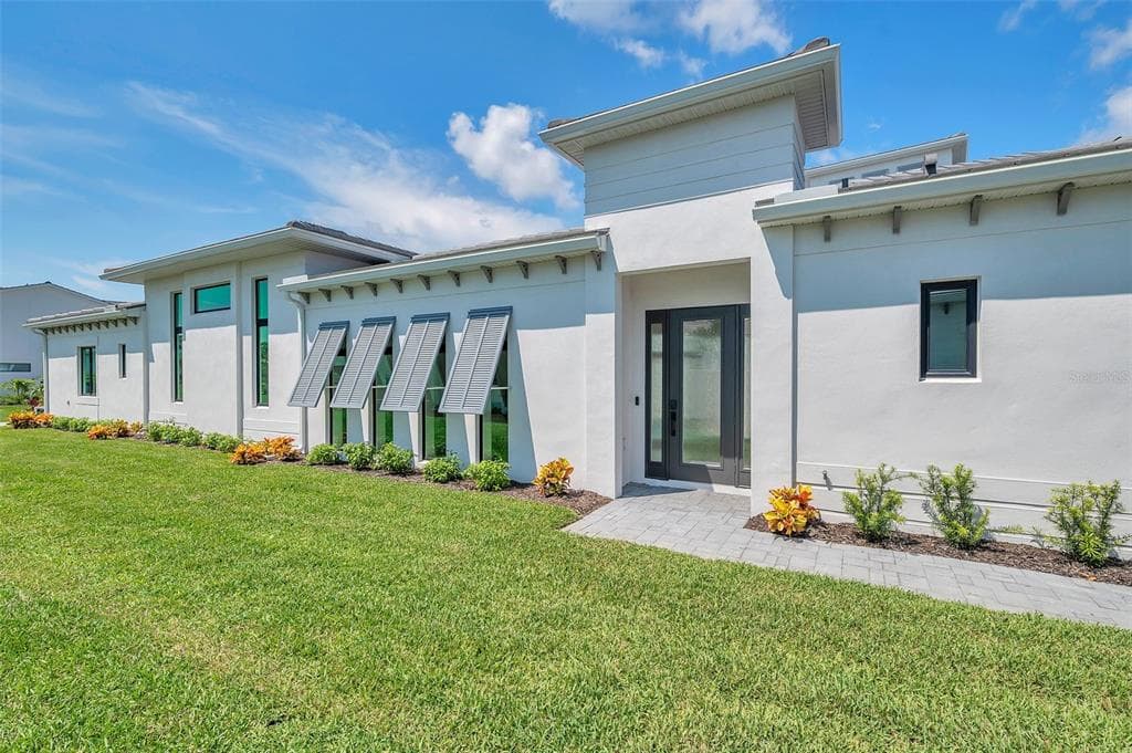 5932 RED MANGROVE LANE - 3bd/3ba - $1,200,000 - BRADENTON, FL