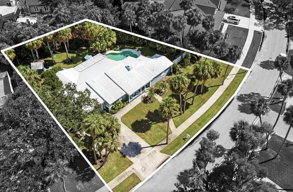 2606 S HAWTHORNE CIRCLE - 3bd/3ba - $1,299,999 - TAMPA, FL