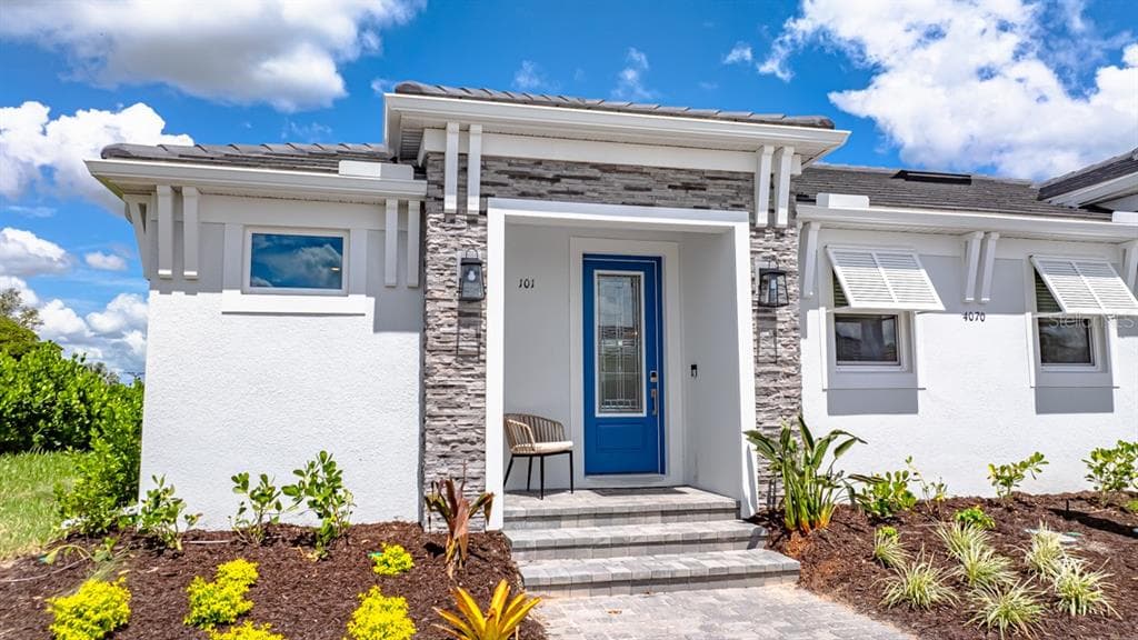 4070 SANTA CATERINA BOULEVARD UNIT 101 - 1bd/1ba - $401,990 - BRADENTON, FL