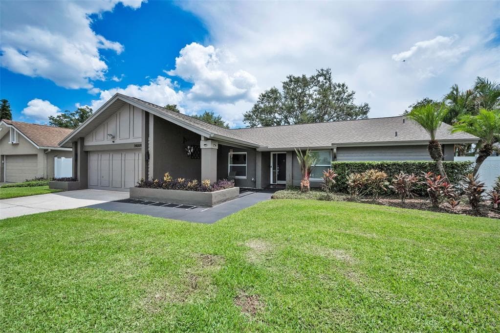 14009 MIDDLETON WAY - Interior/Exterior Photo 4 - TAMPA, FL