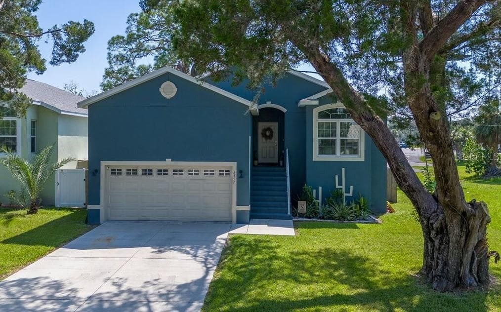 5352 COTEE RIVER DRIVE - 3bd/2ba - $349,900 - NEW PORT RICHEY, FL