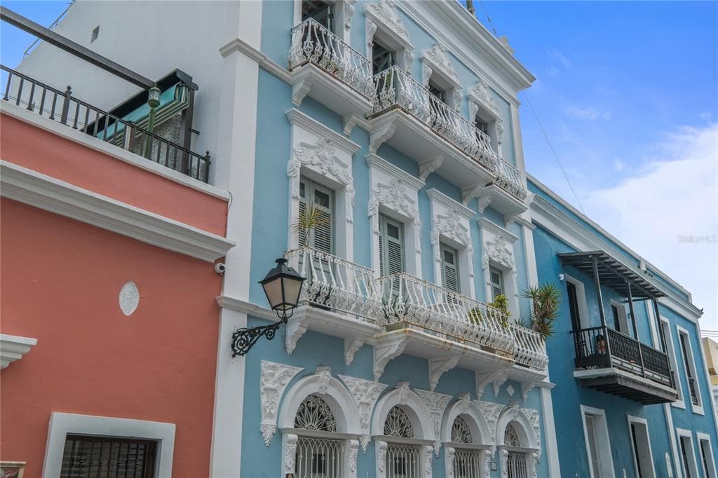 102 CALLE SOL UNIT 3