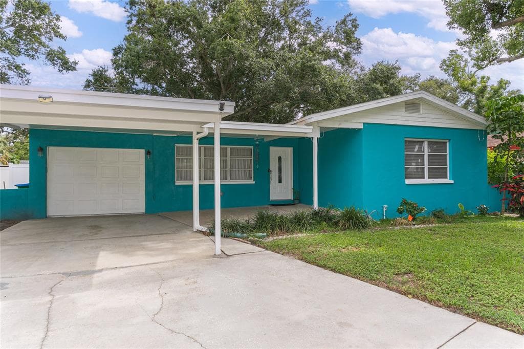 10474 KUMQUAT LANE - 3bd/2ba - $380,000 - SEMINOLE, FL