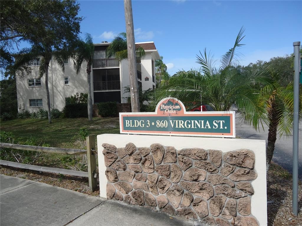 860 VIRGINIA STREET UNIT 308 - 2bd/2ba - $169,900 - DUNEDIN, FL