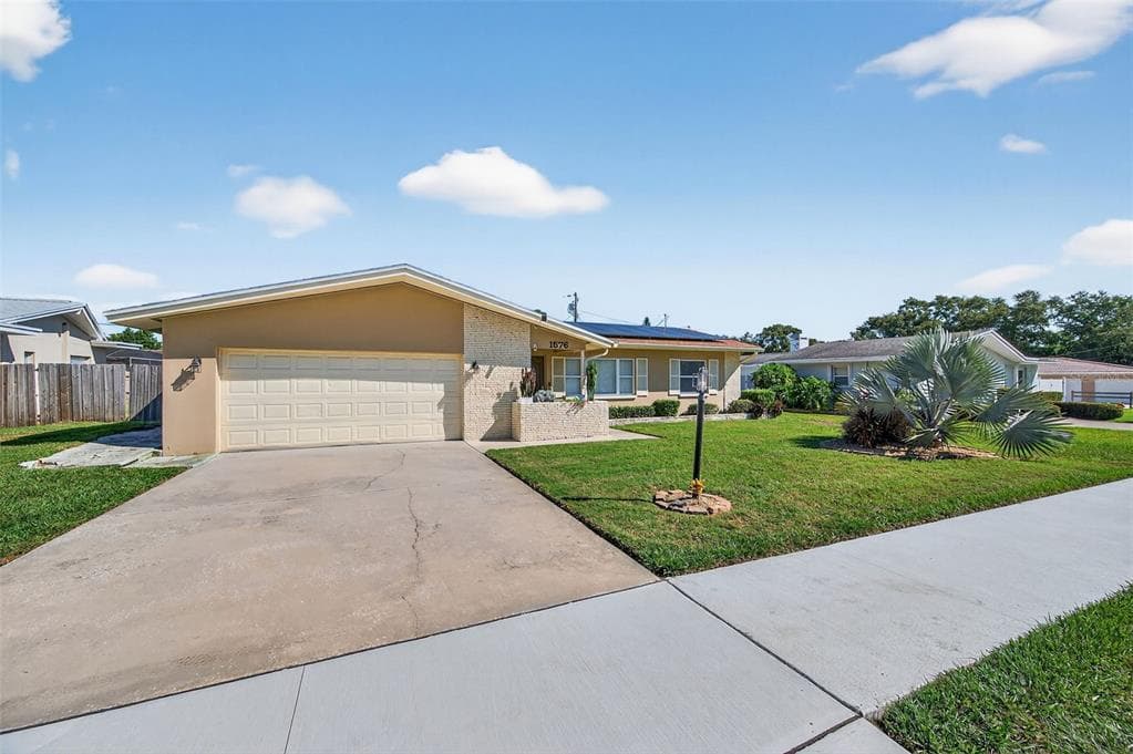 1576 ROSERY ROAD NE - 3bd/2ba - $528,800 - LARGO, FL