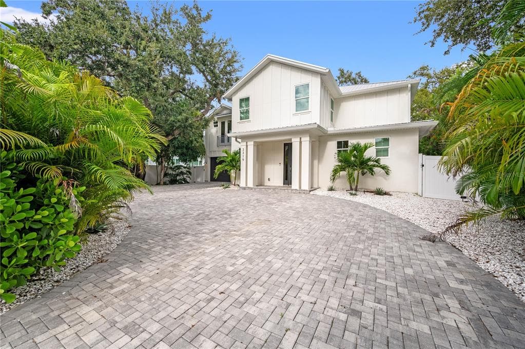 3319 S OSPREY AVENUE - 4bd/5ba - $2,121,000 - SARASOTA, FL