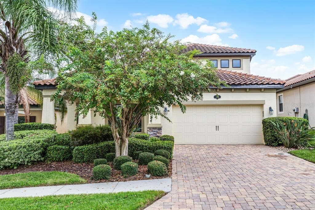 3911 VISTA TRACE WAY - 4bd/3ba - $529,000 - LAKELAND, FL