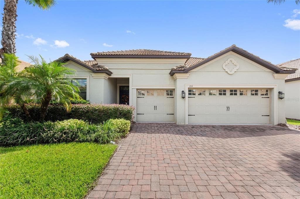 1311 GLENEAGLES LANE - 4bd/3ba - $455,000 - DAVENPORT, FL