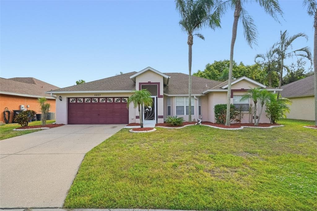 5807 28TH STREET E - 3bd/2ba - $394,900 - BRADENTON, FL