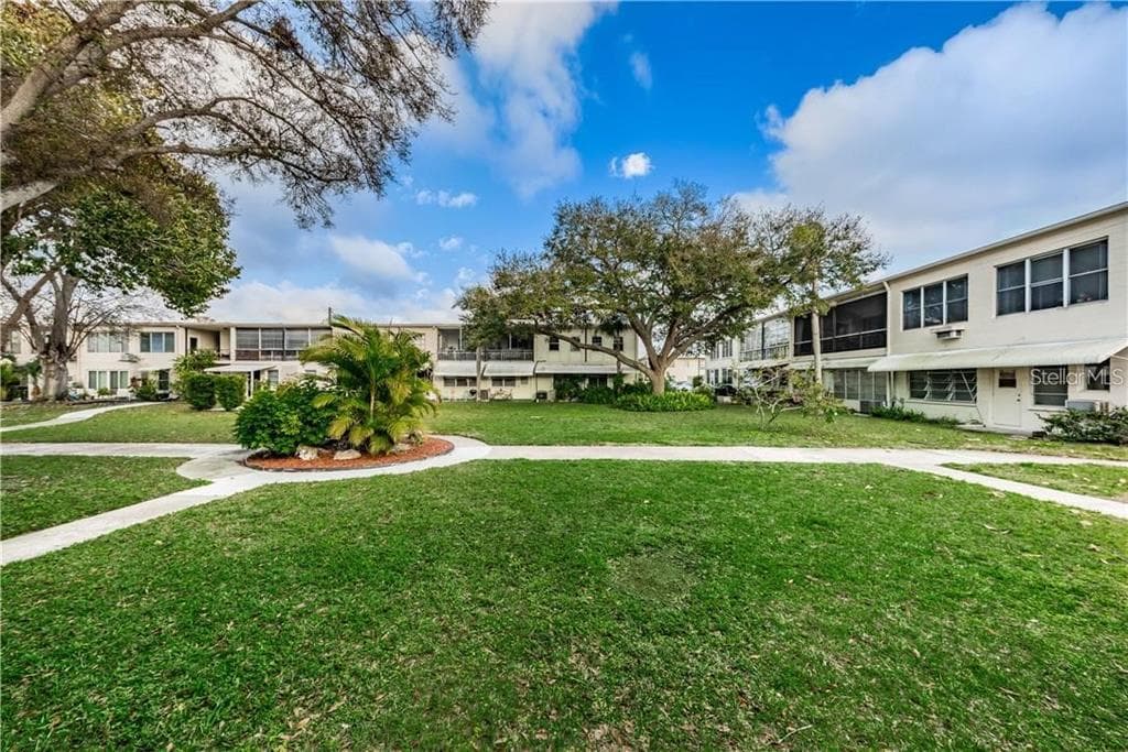 4001 58TH STREET N UNIT 14 - Interior/Exterior Photo 5 - KENNETH CITY, FL