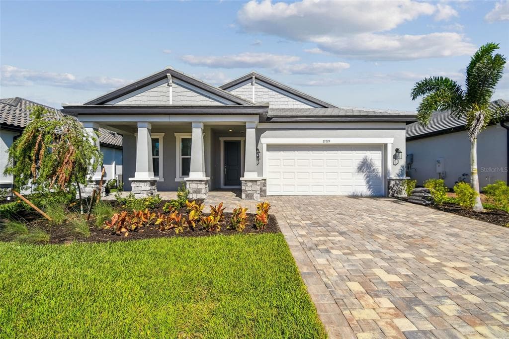 17139 SAVORY MIST CIRCLE - 3bd/3ba - $627,999 - LAKEWOOD RANCH, FL
