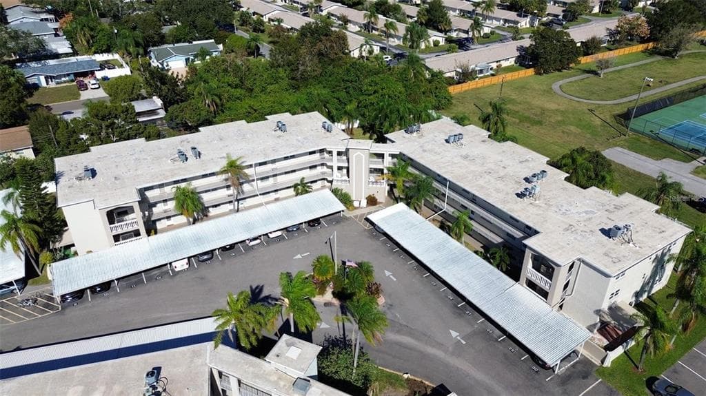 952 VIRGINIA STREET UNIT 108 - 2bd/1ba - $150,000 - DUNEDIN, FL