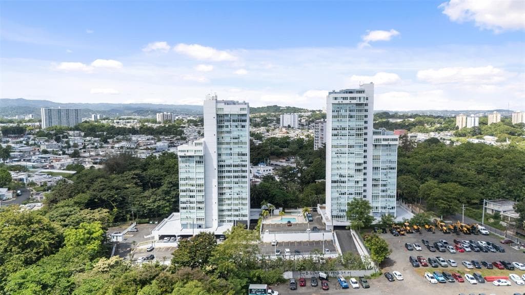 100 CALLE ALCALA, COLLEGE PARK APTS UNIT 2101