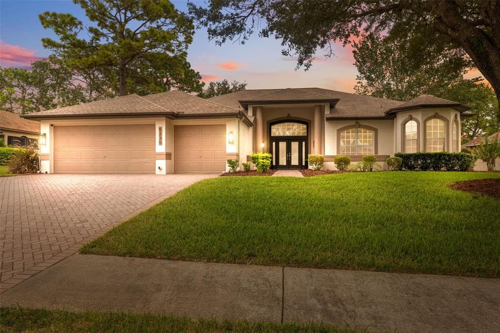 5230 CHAMPIONSHIP CUP LANE - 3bd/3ba - $560,000 - SPRING HILL, FL